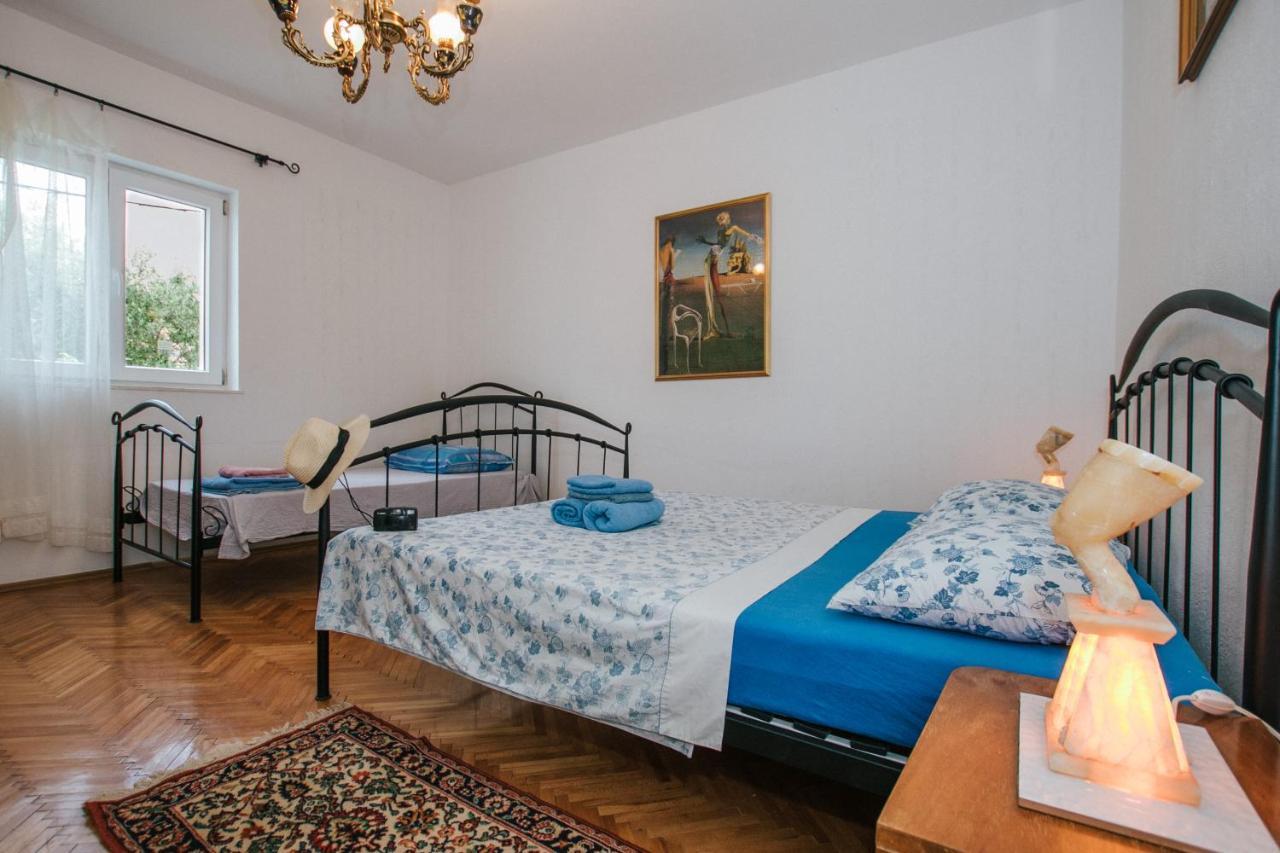 Apartman Bagattino-Trogir Near Old Town Exterior foto