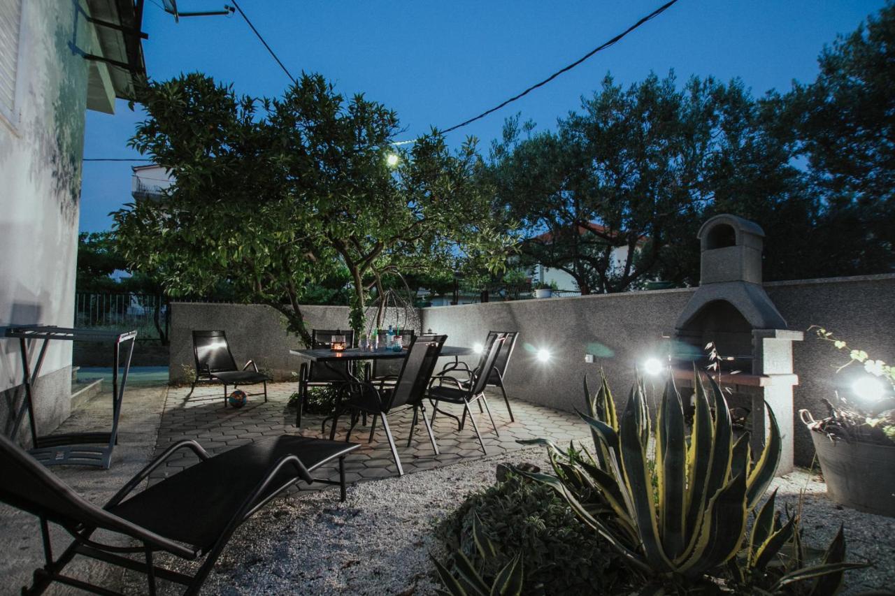 Apartman Bagattino-Trogir Near Old Town Exterior foto